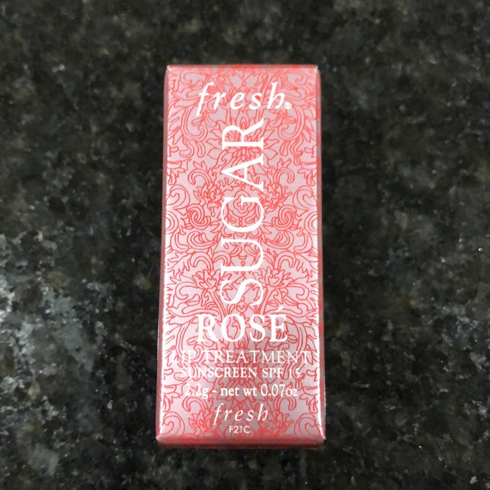 Fresh ROSE lip Treatment